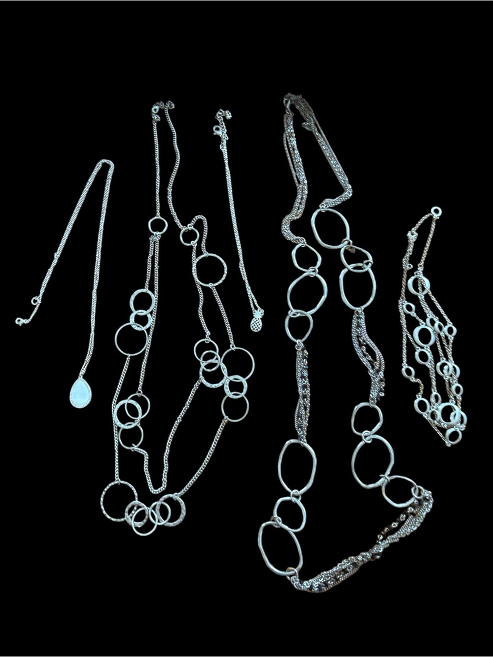 Lot of 5 silvertone necklaces to wear